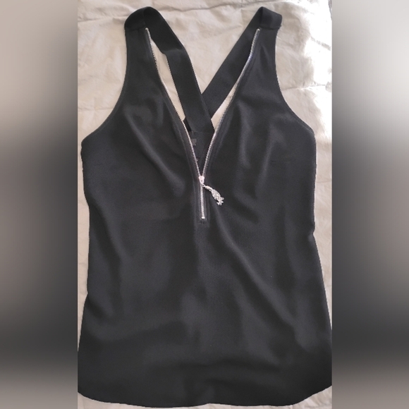 Dynamite Black Cut Out Backless Tank Top - Picture 7 of 7